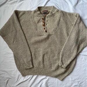 Adirondack VINTAGE Men's Beige Sweater with‎ Button Detail